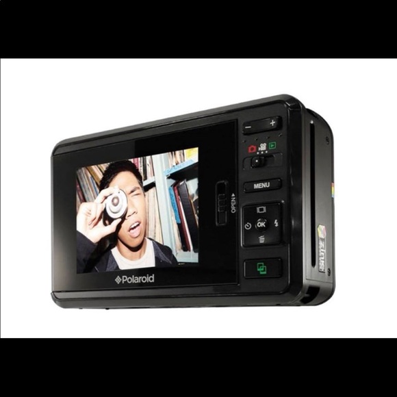 Polaroid z2300 instant digital camera - Picture 2 of 2